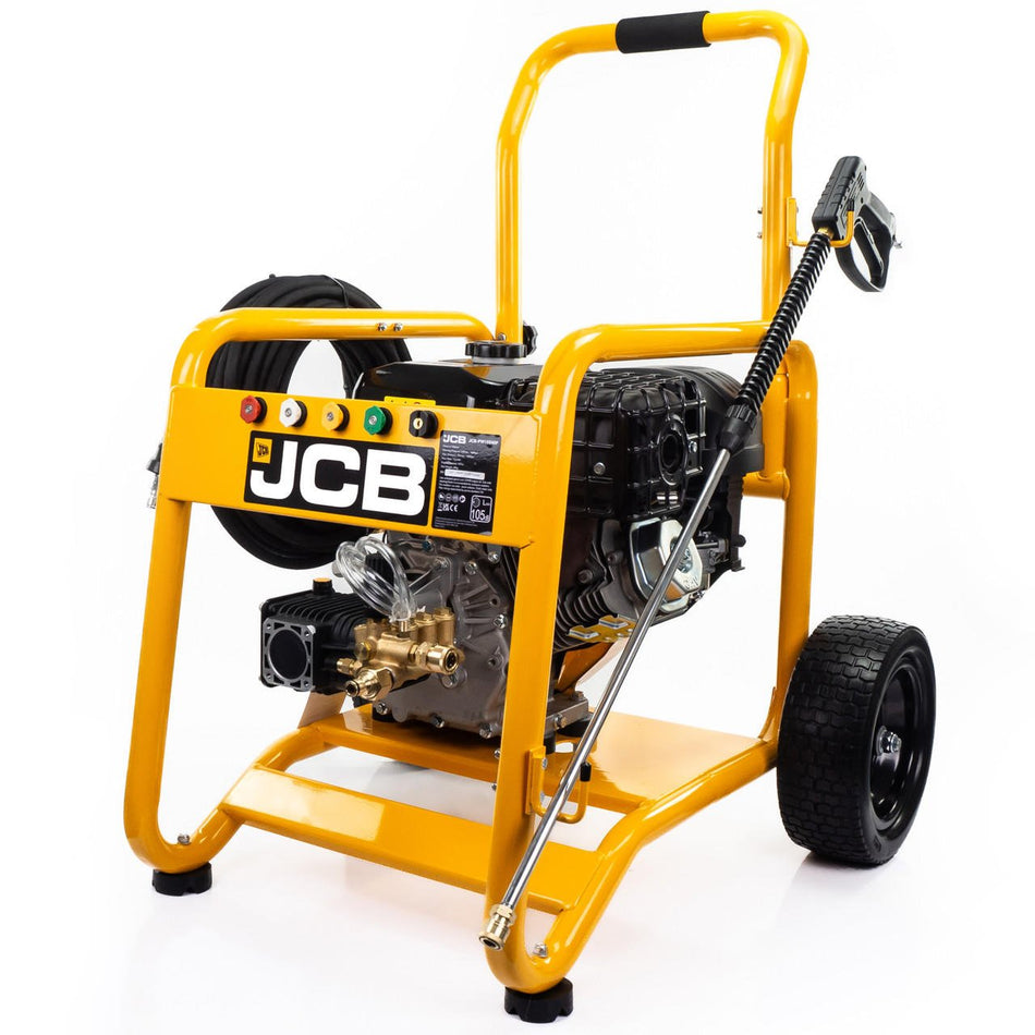 JCB Petrol Pressure Washer 4000psi / 276bar, 15hp JCB engine, Triplex AR pump, 15L/min flow rate | JCB - PW15040P - Risborough Garden Machinery