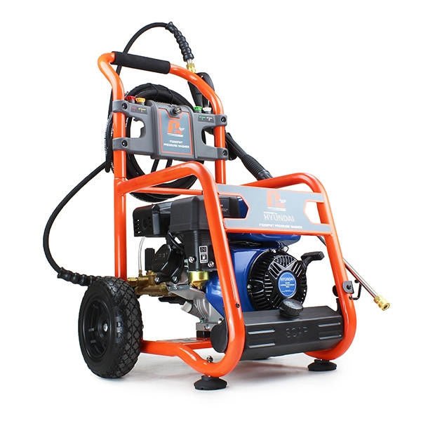 P1 3200psi 214bar Commercial Petrol Pressure Washer, Hyundai 7hp Engine, Triplex Annovi Reverberi Pump, 11L/min Flow Rate, Q/R Fittings | P3200PWT - Risborough Garden Machinery